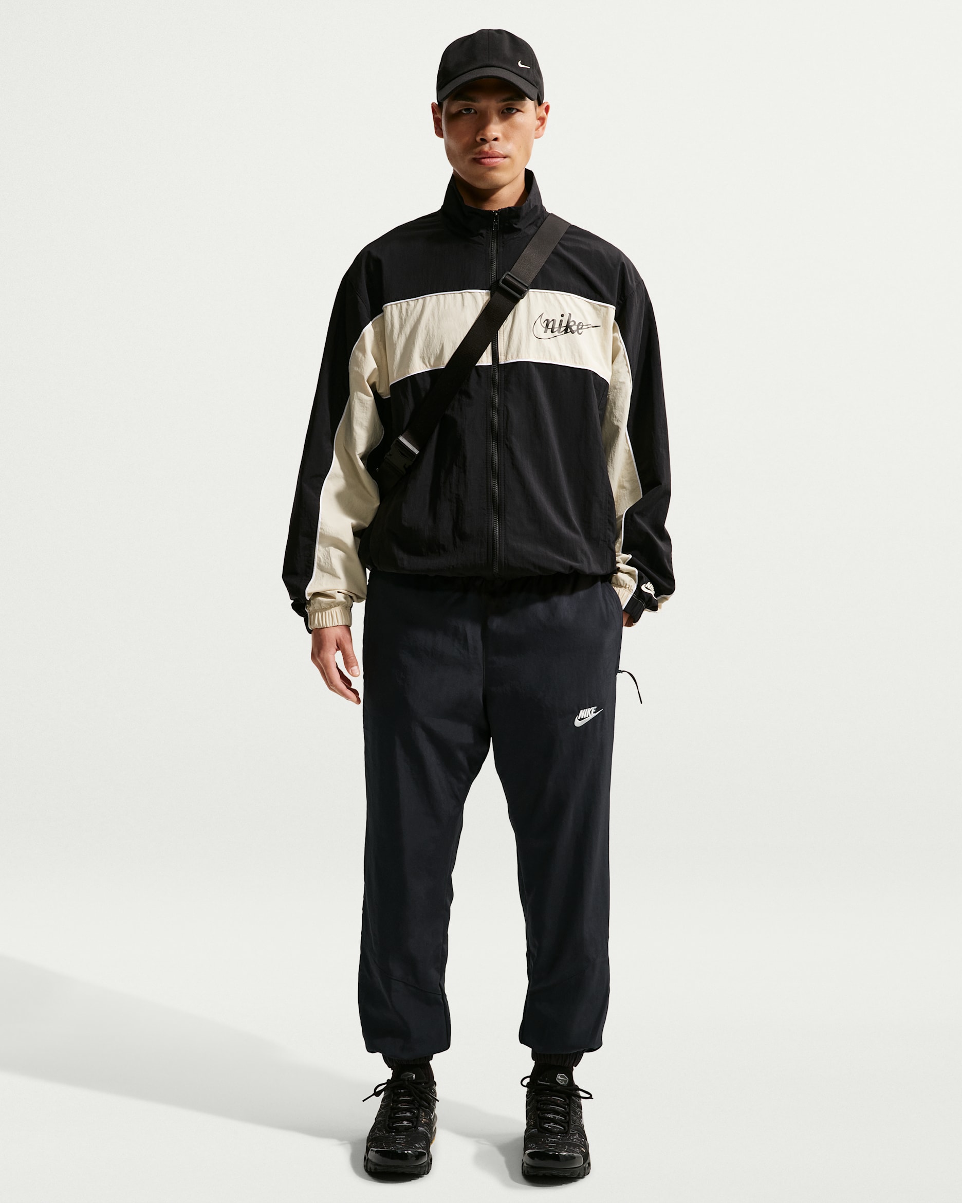 Nike Men's Winterized Woven Pants. Nike JP